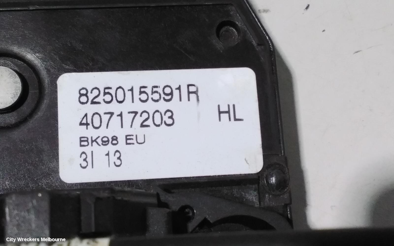 RENAULT CLIO DOOR/BOOT/GATE LOCK, LEFT REAR DOOR LOCK, P/N 825015591R, X98, 09/2013 - 10/2019 - Image 3