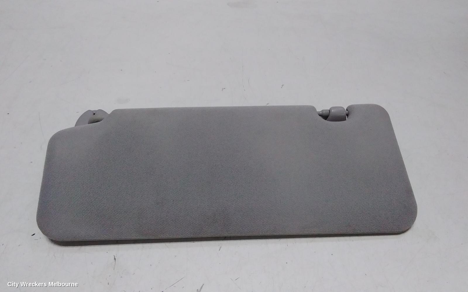 TOYOTA KLUGER SUNVISOR, XU70 SERIES, RH SIDE, 03/2021 ONWARDS - Image 3