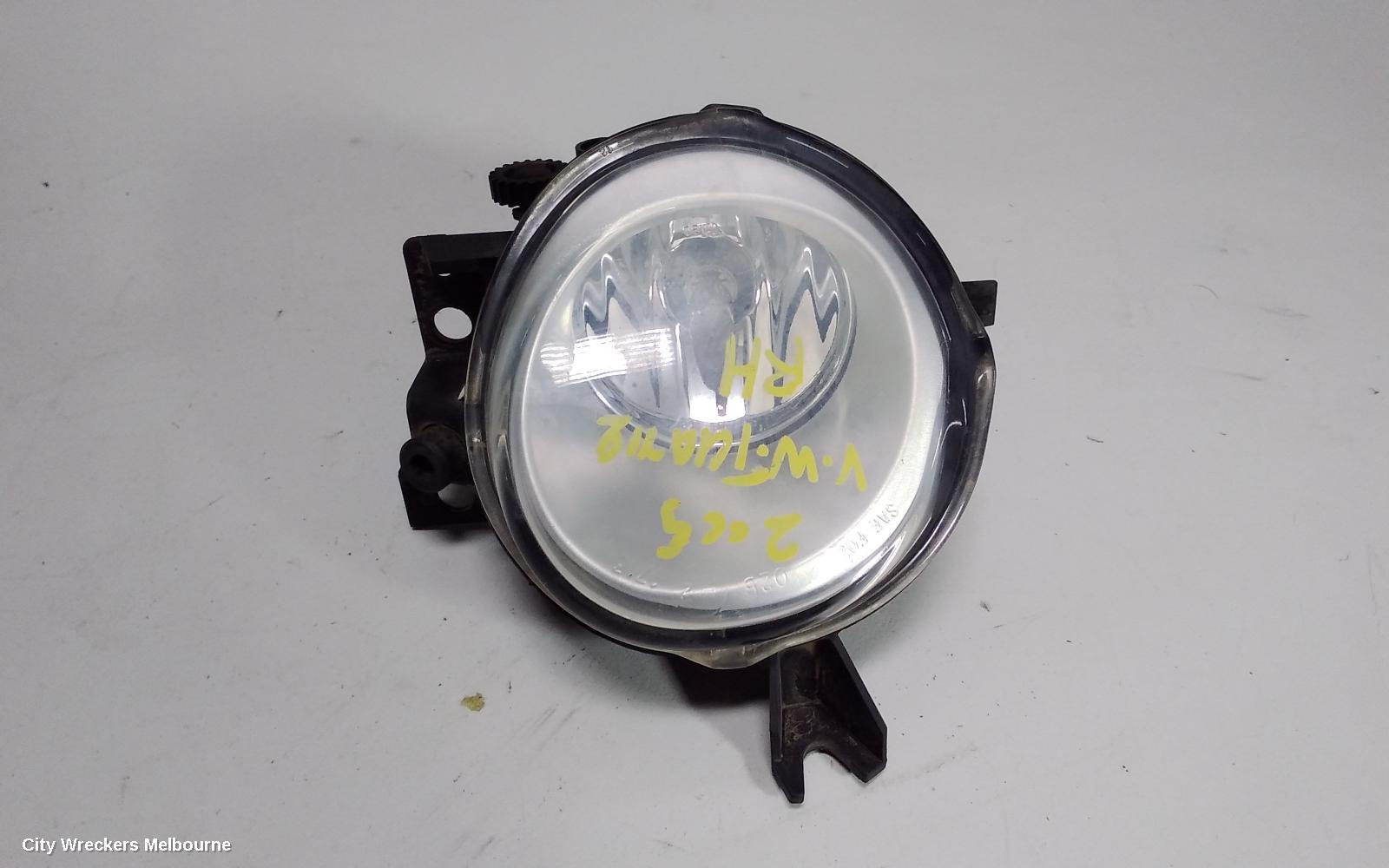 VOLKSWAGEN TOUAREG RIGHT INDICATOR/FOG/SIDE, BUMPER FOGLAMP, 09/2003 - 12/2010 - Image 2