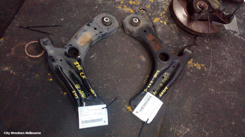 AUDI A1 LEFT FRONT LOWER CONTROL ARM, 8X, 10/2011 - 10/2018 - Image 2