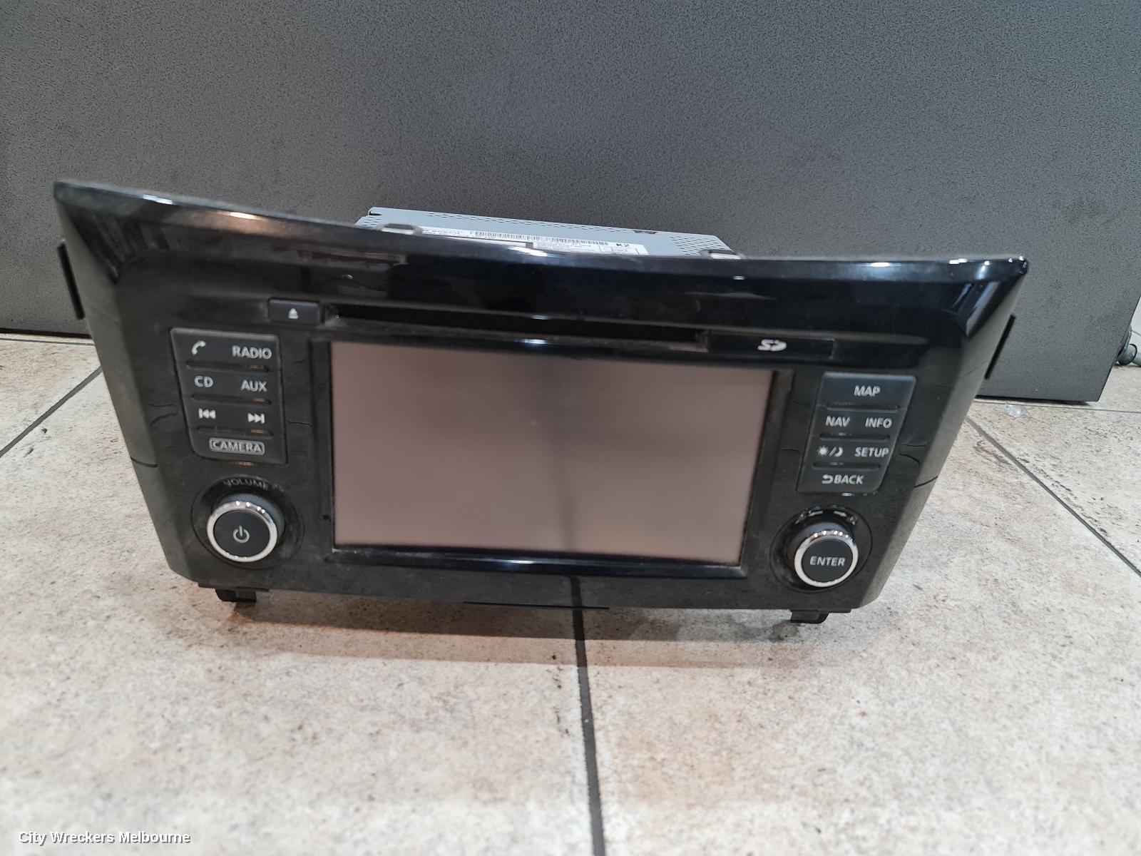 NISSAN QASHQAI RADIO/CD/DVD/SAT/TV, DISPLAY & HEAD UNIT, SAT NAV TYPE, J11, 06/2014 ONWARDS - Image 1