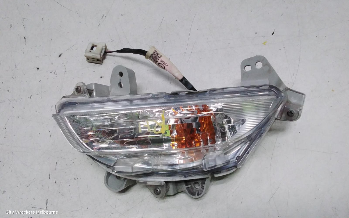MAZDA 3 RIGHT INDICATOR/FOG/SIDE, BUMPER FLASHER, BM, 11/2013 - 05/2016 - Image 2