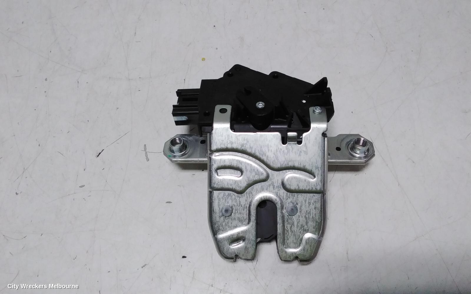 MG HS DOOR/BOOT/GATE LOCK, TAILGATE LOCK, SAS23, 09/2019 ONWARDS - Image 3