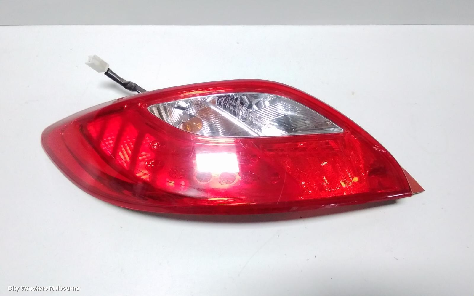 MAZDA 2 LEFT TAILLIGHT, HATCH, DE SERIES, 09/2007 - 09/2014 - Image 3