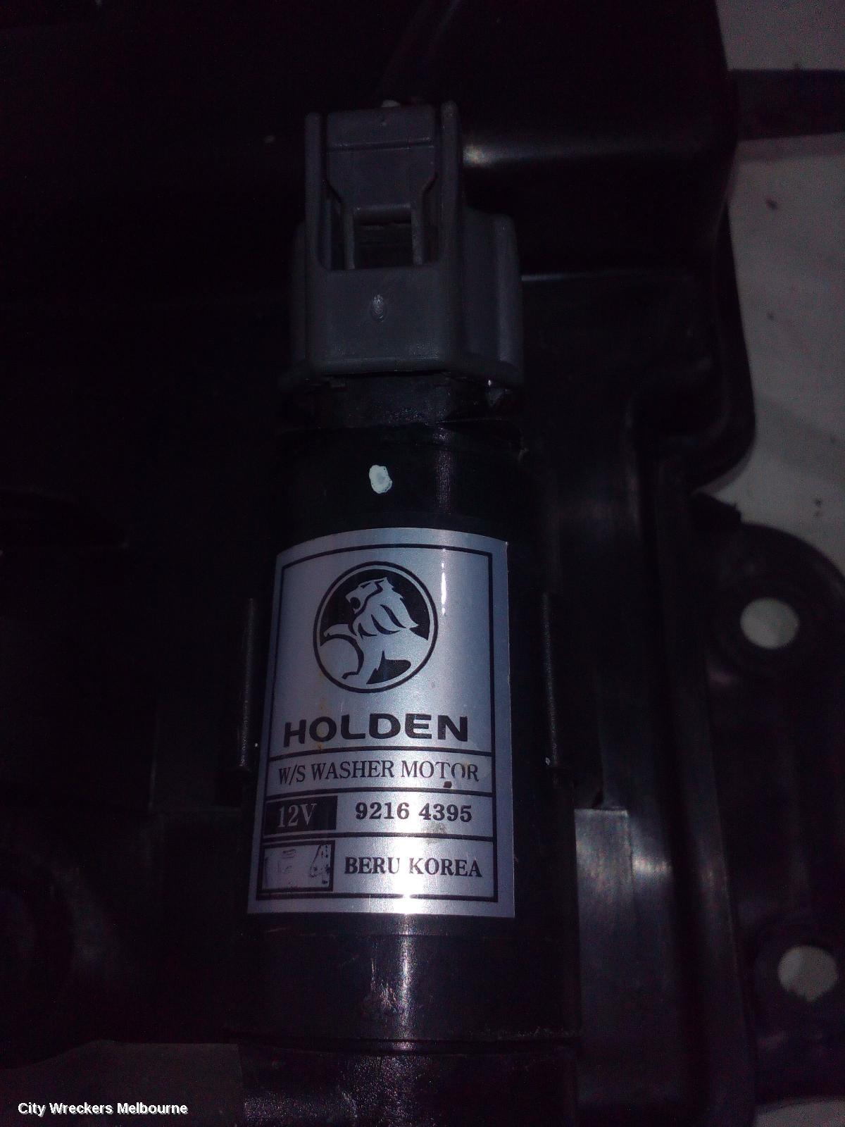 HOLDEN COMMODORE WASHER BOTTLE, VF, SEDAN/UTE, 05/2013 - 12/2017 - Image 3