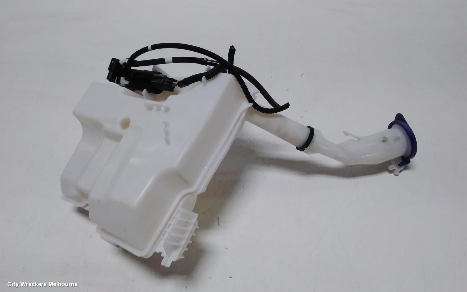 FORD FOCUS WASHER BOTTLE, LW, 08/2011 - 08/2015 - Image 2