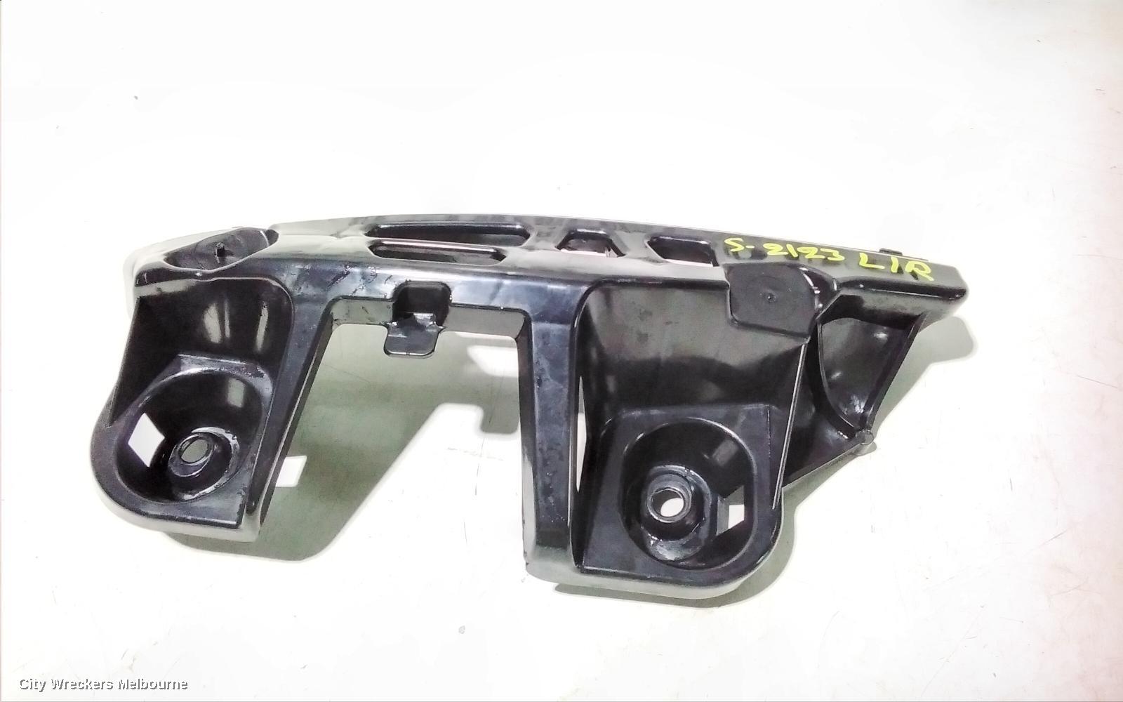 MERCEDES CLA CLASS, C117, 10/2013 - 02/2019, LHR BAR BRAKET: 107140 - Image 2