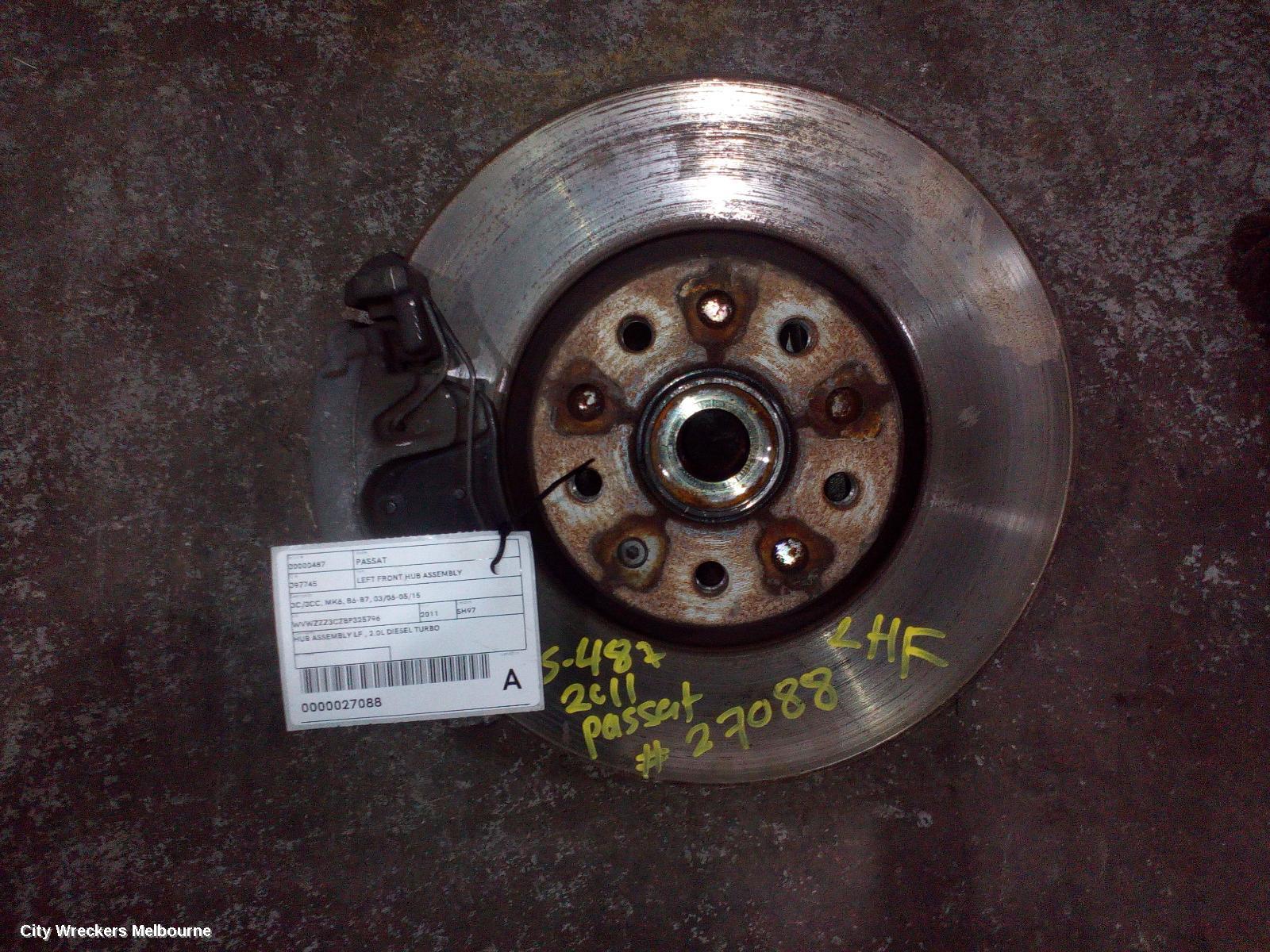 VOLKSWAGEN PASSAT LEFT FRONT HUB ASSEMBLY, 3C/3CC, MK6, B6-B7, 03/2006 - 05/2015 - Image 1
