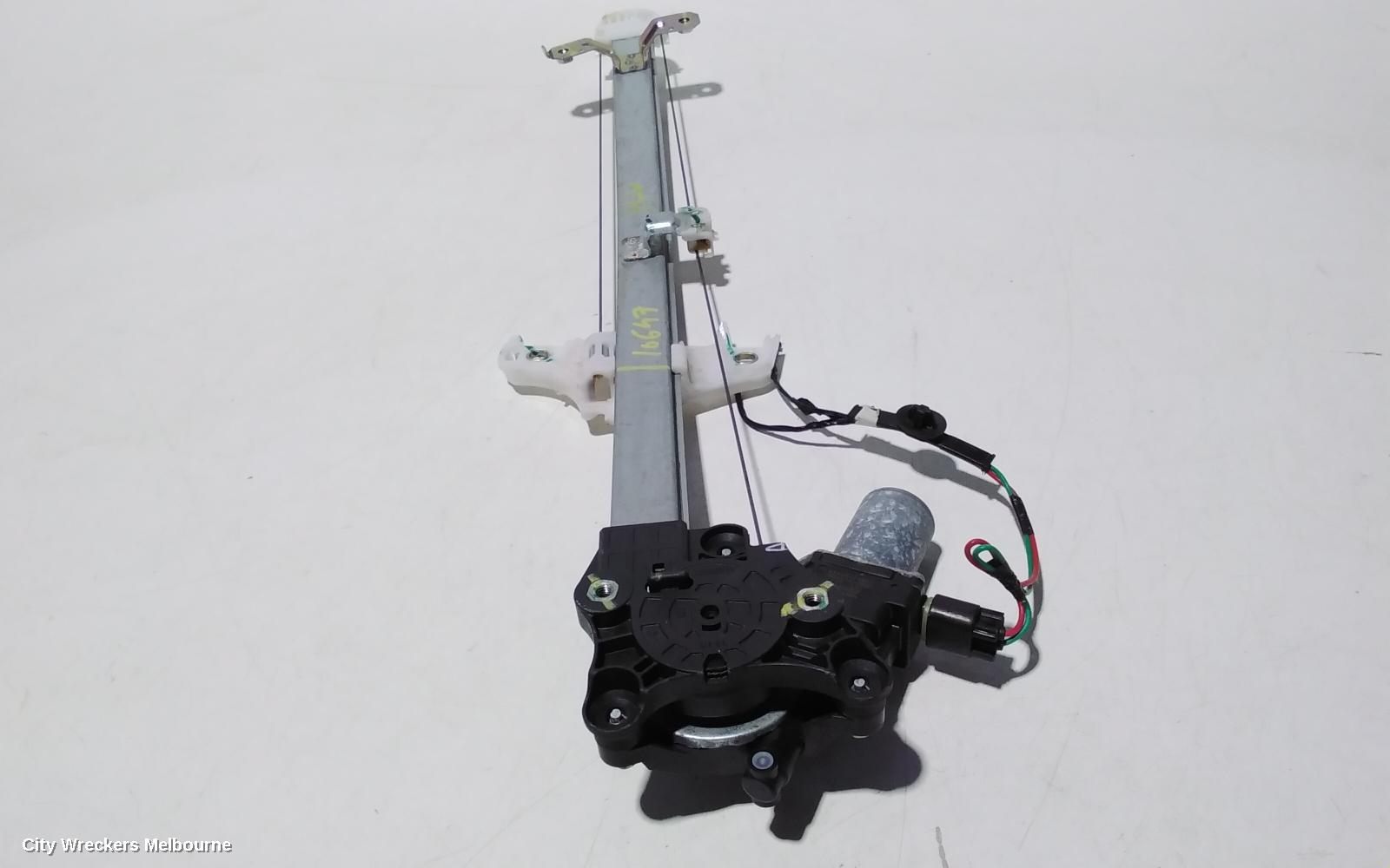 SUZUKI BALENO LEFT FRONT WINDOW REG/MOTOR, EW, 04/2016 - 12/2022 - Image 2