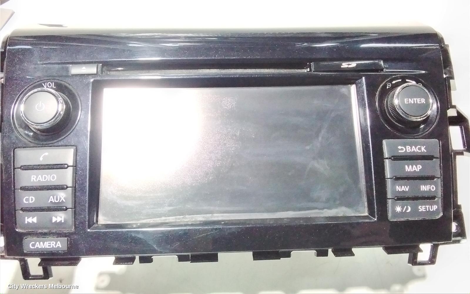 NISSAN NAVARA RADIO/CD/DVD/SAT/TV, NP300, W/ SAT NAV TYPE, 05/2015 - 11/2020 - Image 3
