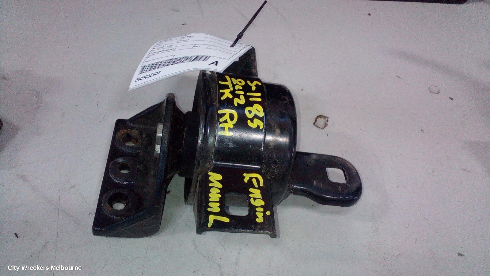 HOLDEN BARINA MOUNT, ENGINE MOUNT, RIGHT, PETROL, 1.6, F16D3, TK, 12/2005 - 12/2012 - Image 3