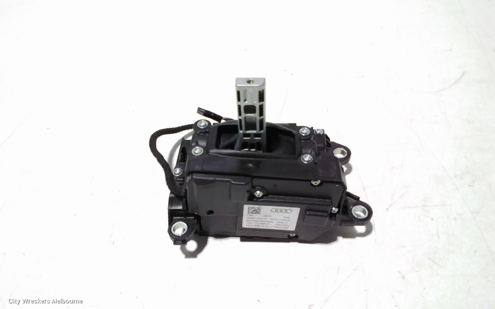 AUDI Q7 GEAR STICK/SHIFTER, 4M, NON SQ7, 09/2015 - 03/2020 - Image 1
