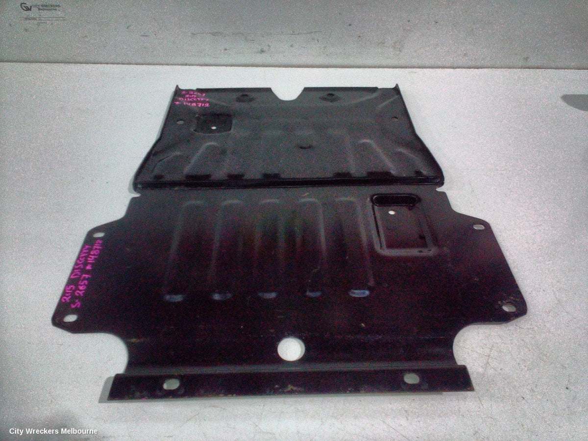 LAND ROVER DISCOVERY LOWER ENGINE SPLASH TRAY - Image 1