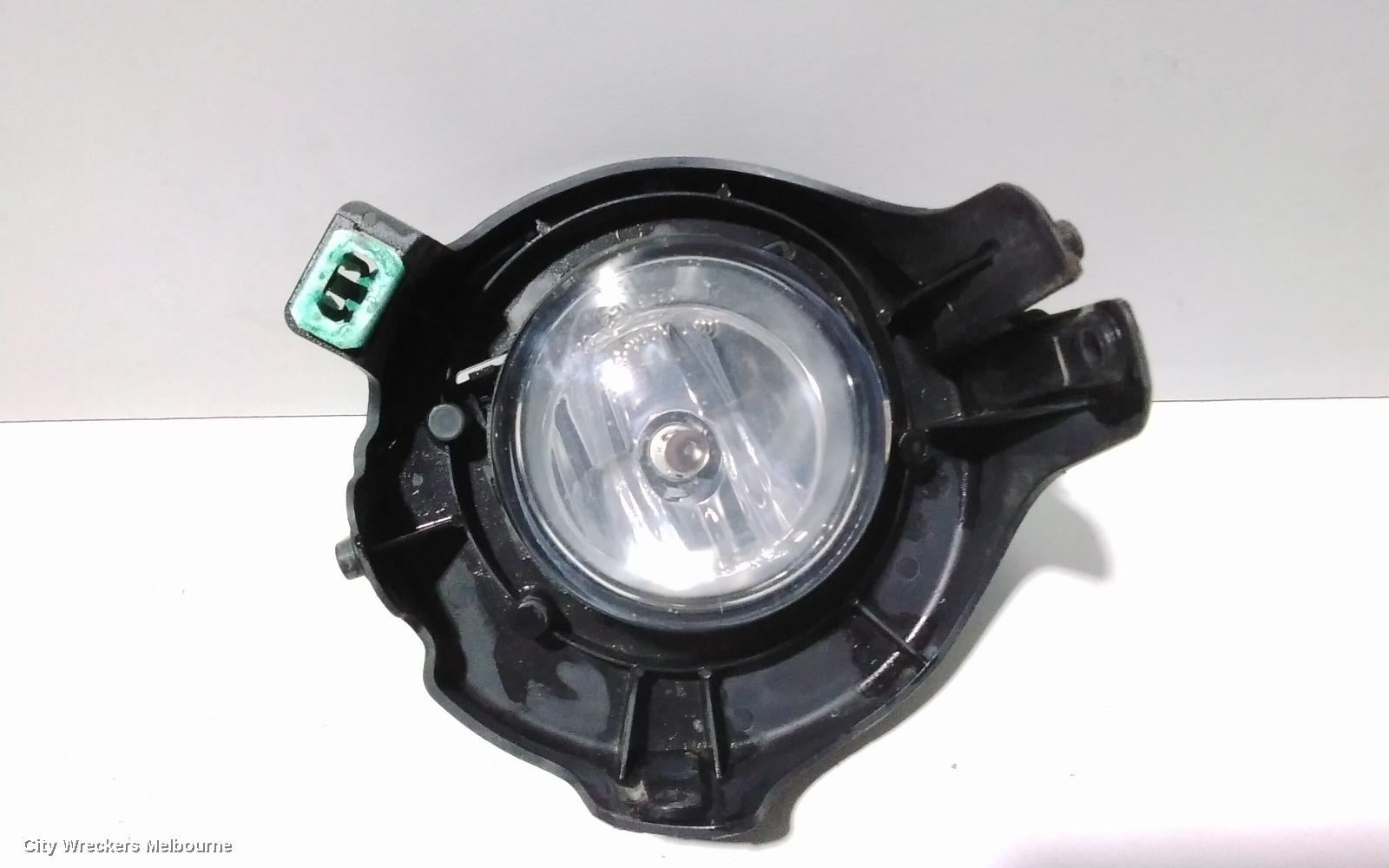 NISSAN NAVARA LEFT INDICATOR/FOG/SIDE, D40, BUMPER FOGLAMP, ROUND TYPE, 09/2005 - 08/2015 - Image 2