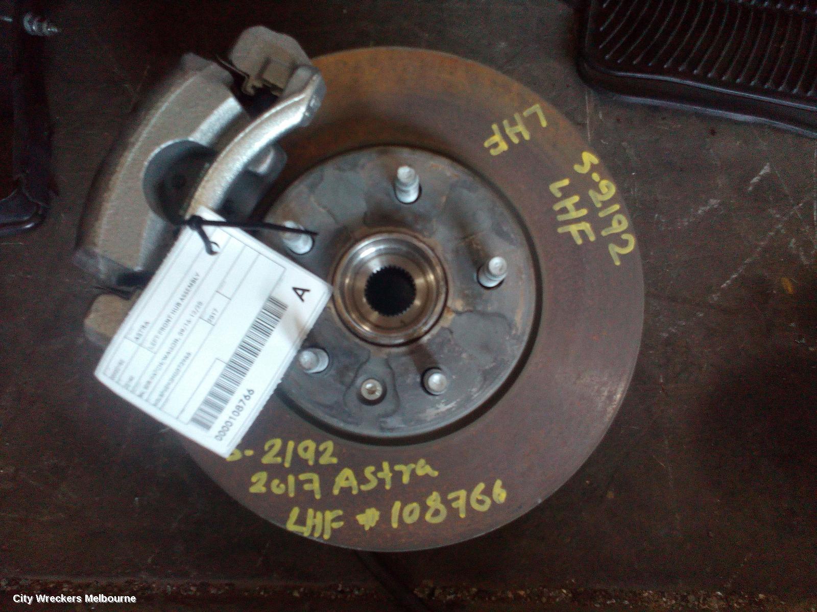 HOLDEN ASTRA LEFT FRONT HUB ASSEMBLY, BK, 5DR HATCH/WAGON, 09/2016 - 12/2020 - Image 2
