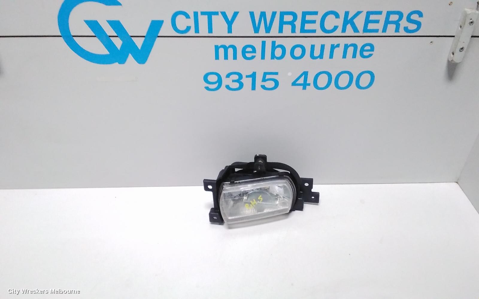 KIA CARNIVAL/GRAND CARNIVAL RIGHT INDICATOR/FOG/SIDE, BUMPER FOGLAMP, VQ, 01/2006 - 12/2014 - Image 1