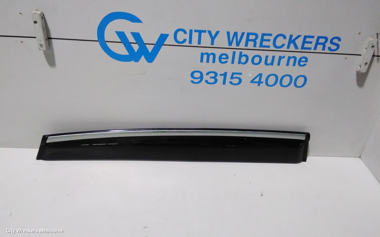 HONDA CRV WEATHER SHIELD - Image 1