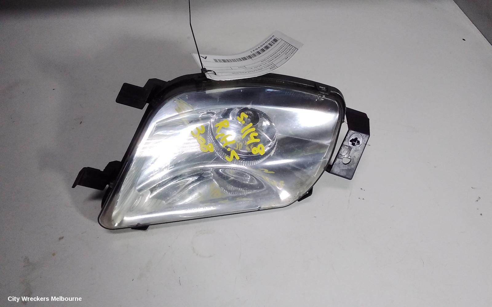 PEUGEOT 308 RIGHT INDICATOR/FOG/SIDE, BUMPER FOGLAMP, T7, 09/2007 - 07/2011 - Image 1