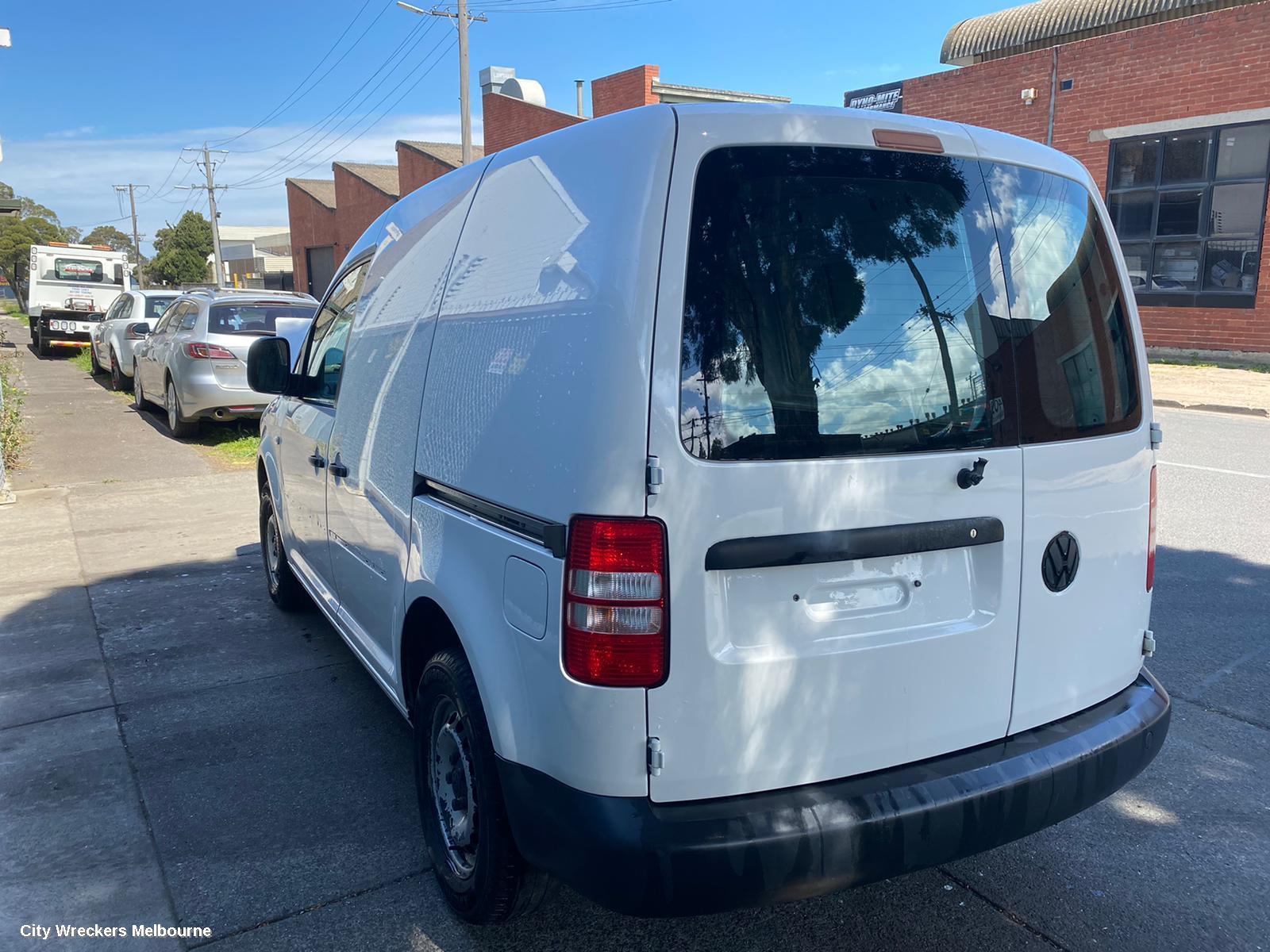 VOLKSWAGEN CADDY LEFT FRONT DOOR, 2K, 12/2004 - 06/2015 - Image 2