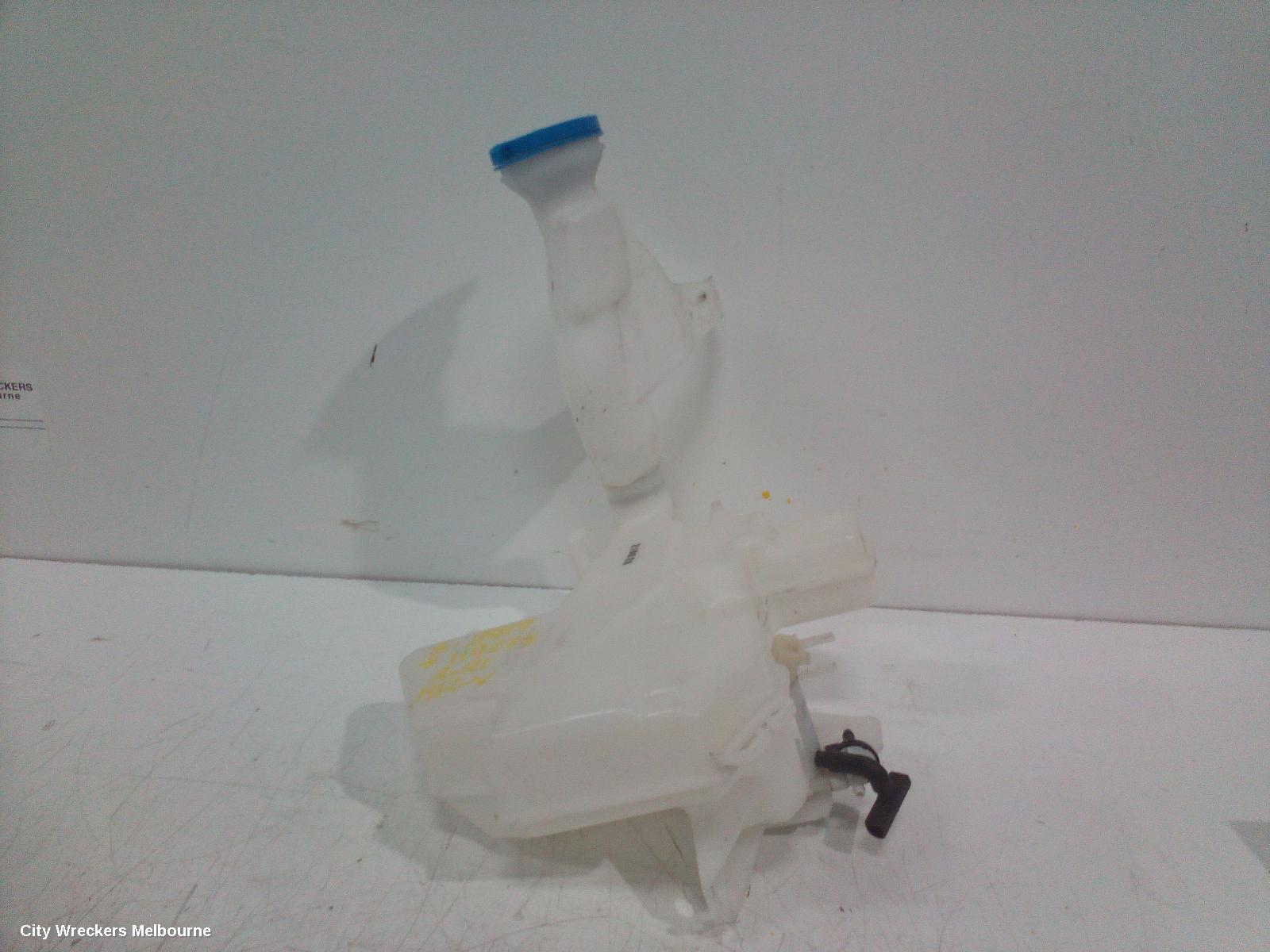 HONDA HRV WASHER BOTTLE, RU, 12/2014 - 10/2021 - Image 1