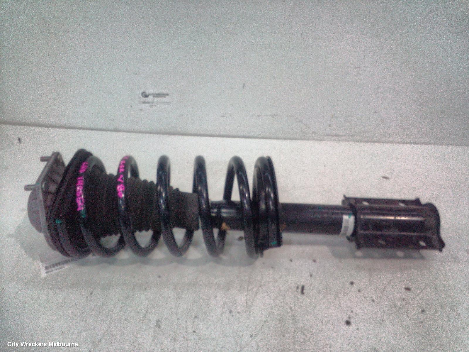 LDV V80 LEFT FRONT STRUT, DIESEL, 2.5, VAN, 01/2013 - 12/2023 - Image 3