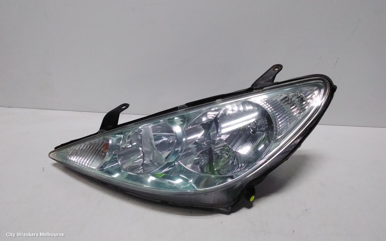 TOYOTA ESTIMA LEFT HEADLAMP, XR30/2040, BLUE HID TYPE, LENS# 28-165, 03-06 (IMPORT) - Image 1