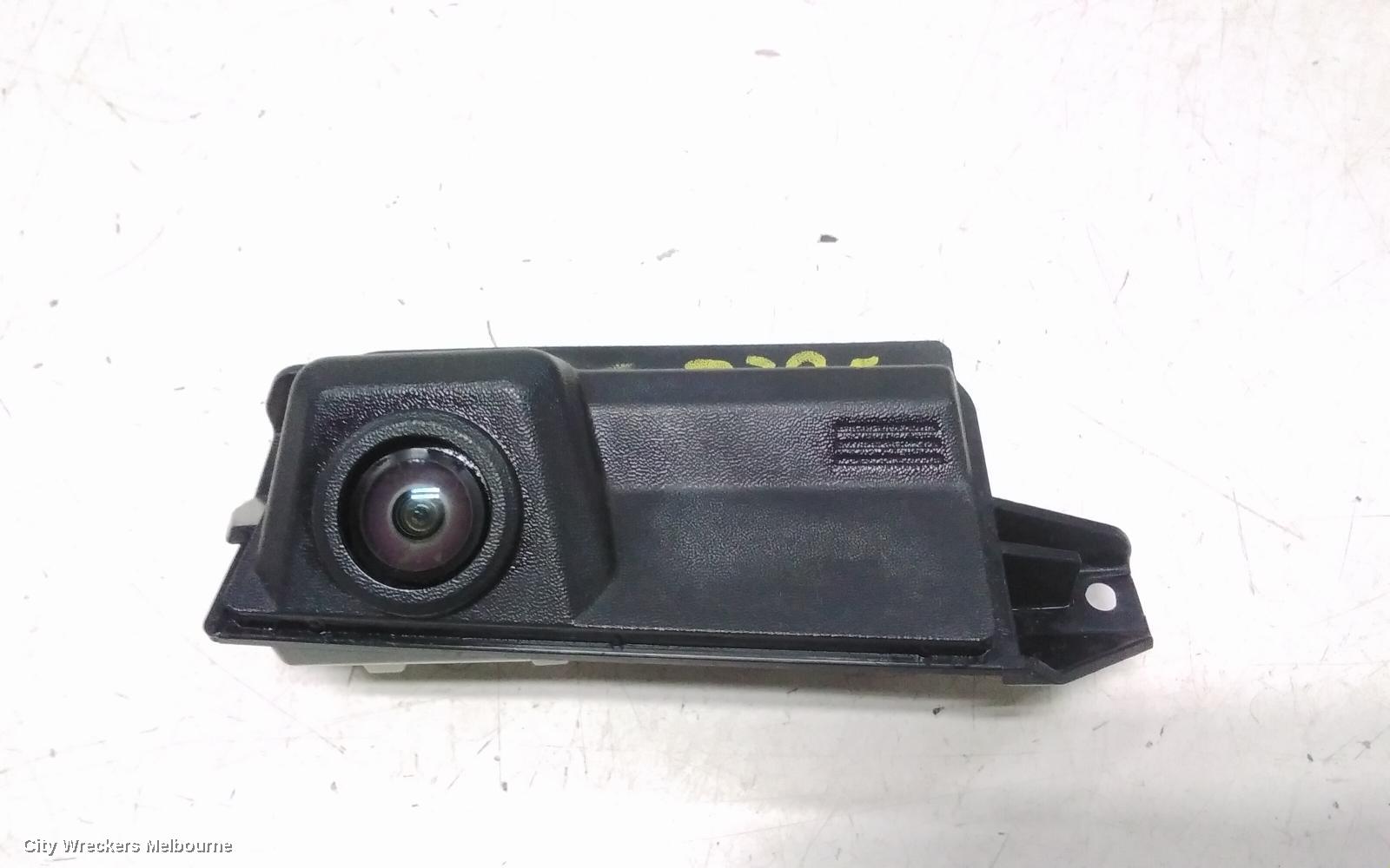 LAND ROVER RANGEROVER EVOQUE REVERSE CAMERA, REVERSE CAMERA (TAILGATE HANDLE MOUNTED), NON SURROUND VIEW TYPE, L538, 11/2011 - 01/2019 - Image 2
