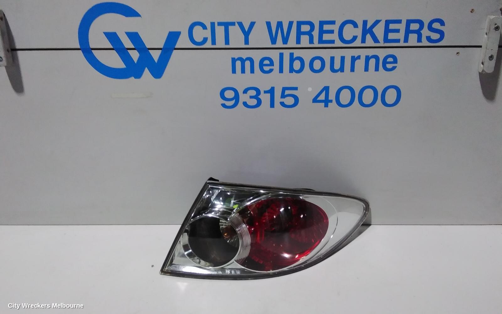 MAZDA 6 RIGHT TAILLIGHT, GG/GY, SEDAN/HATCH, LENS# 220-61971, 09/2002 - 08/2005 - Image 1