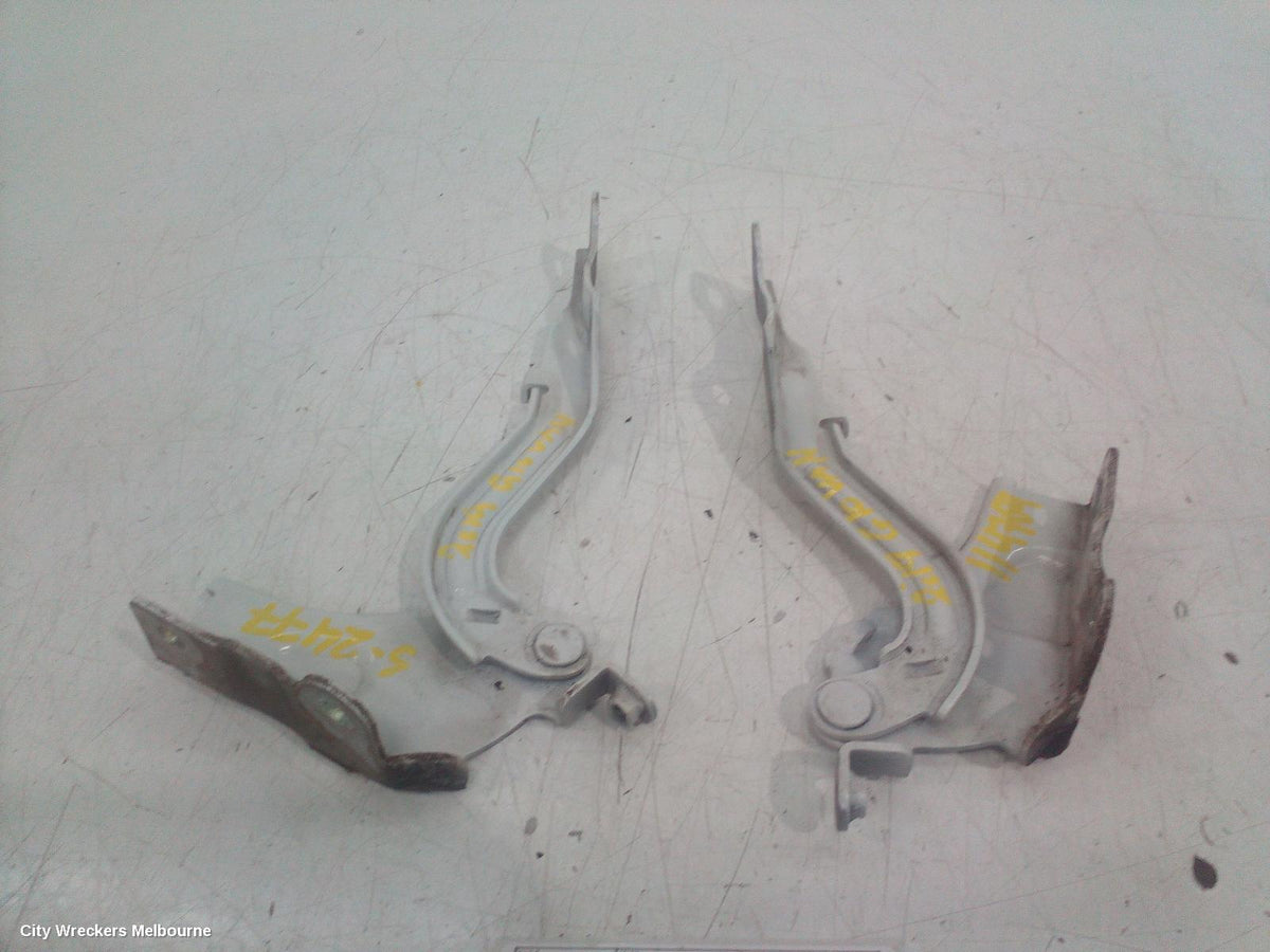 LDV G10 BONNET HINGE/STRUT, PAIR, SV7A/SV7C, WAGON/VAN, 04/2015 ONWARDS - Image 2