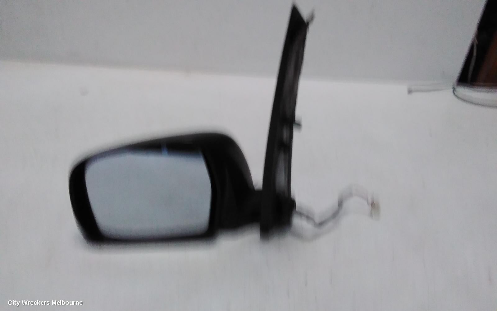 TOYOTA TARAGO LEFT DOOR MIRROR, ACR30, POWER, 06/2000 - 02/2006 - Image 2