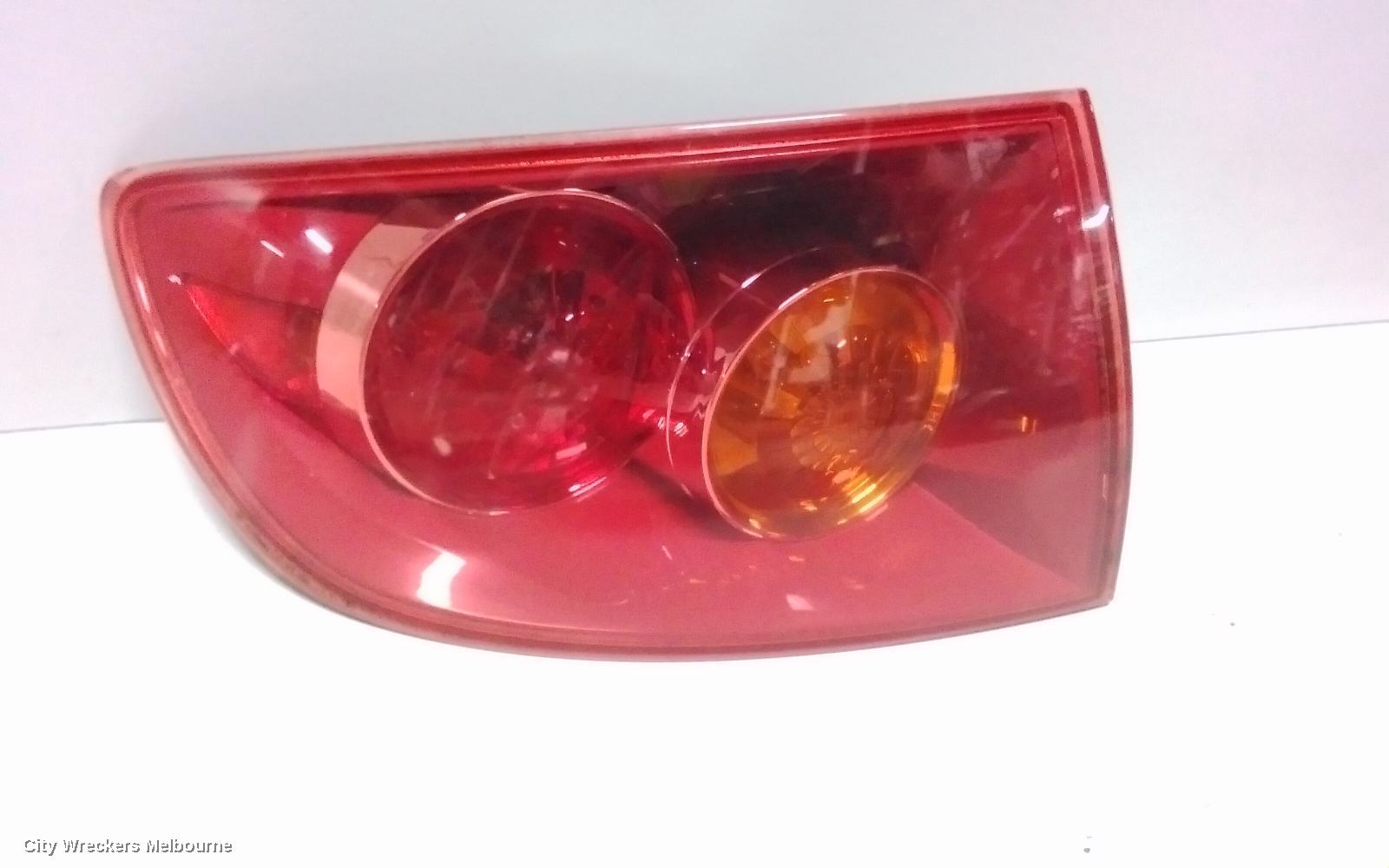 MAZDA 3 LEFT TAILLIGHT, BK, SEDAN, 2.0 ENG, 10/2003 - 06/2006 - Image 3