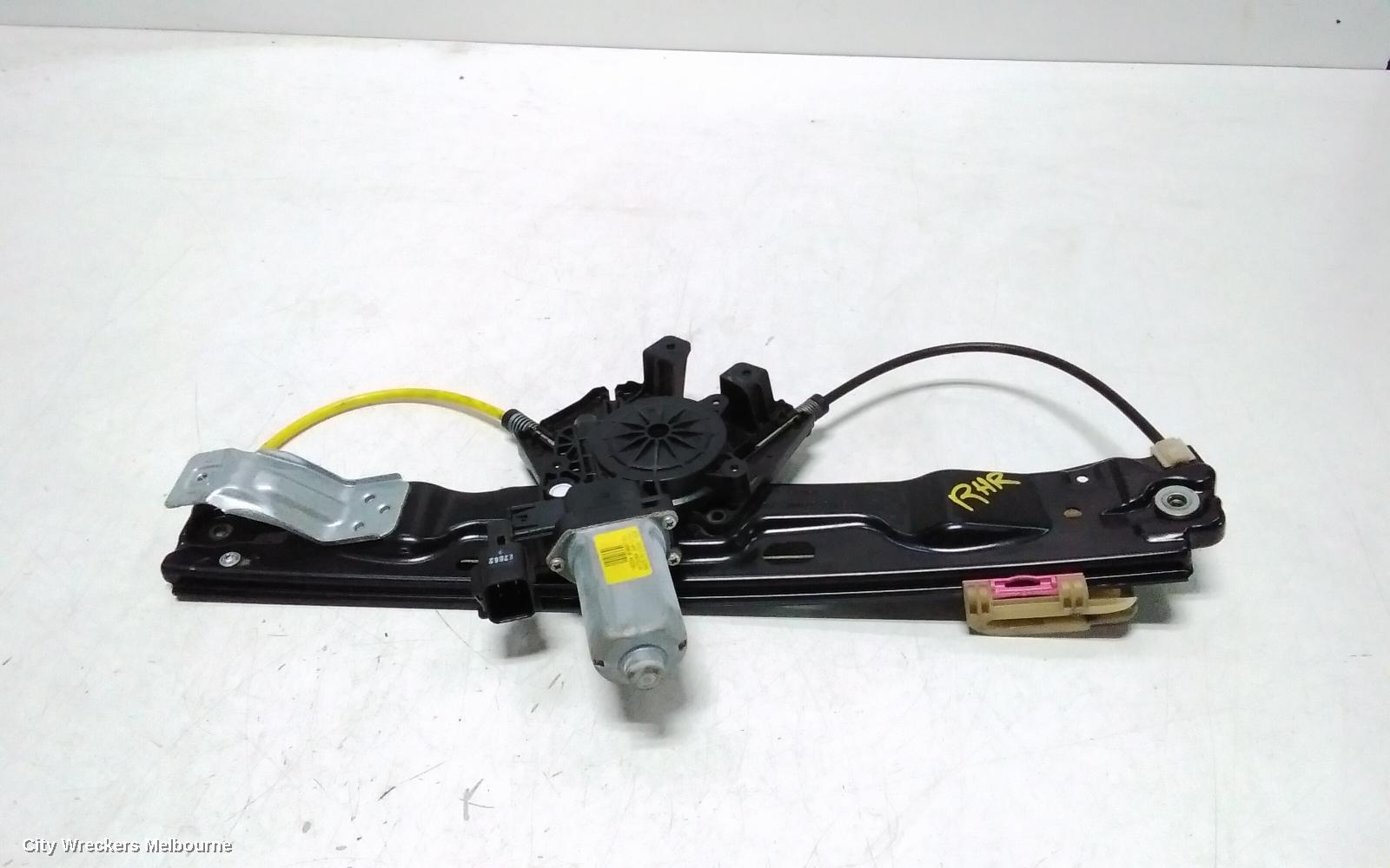 LAND ROVER RANGEROVER EVOQUE RIGHT REAR WND REG/MOTOR, DOOR REG ASSY (REG AND MOTOR), 5DR, L538, 11/2011 - 01/2019 - Image 1