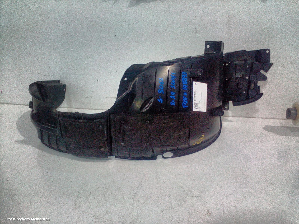 SUZUKI SWIFT RIGHT GUARD LINER, UZ, FRONT, 12/2023 ONWARDS - Image 1