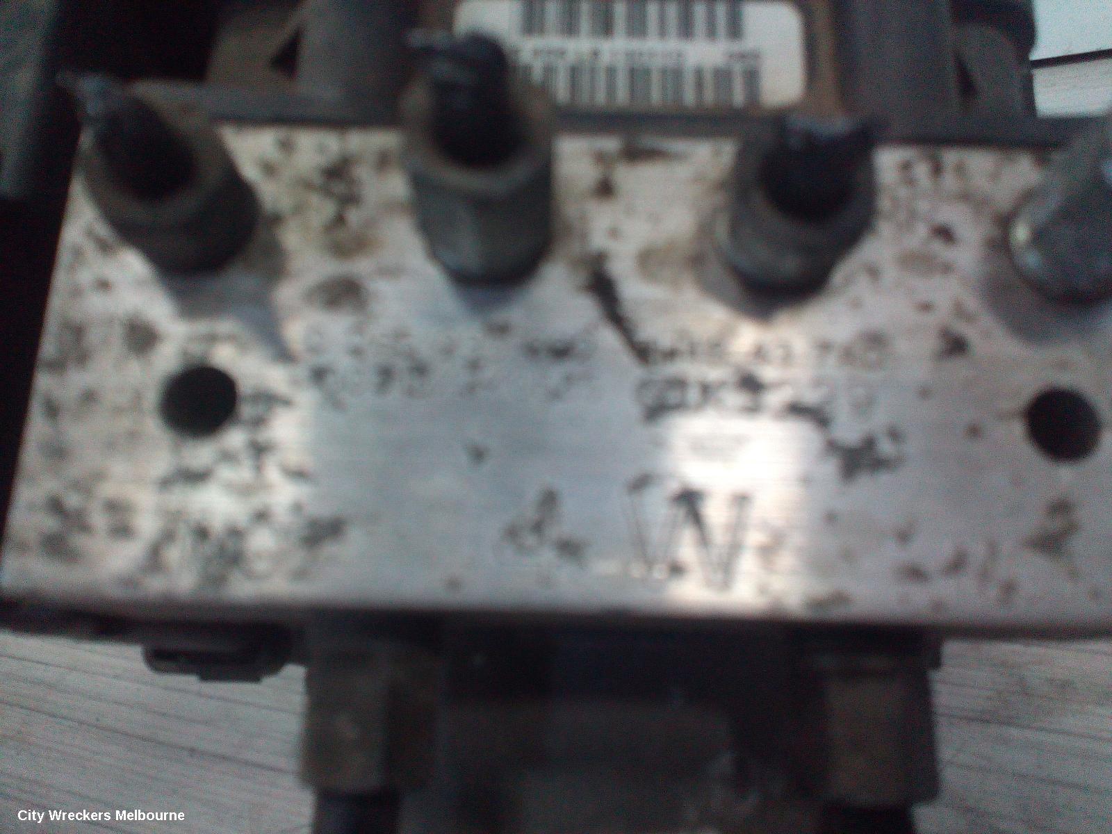 MAZDA CX7 ABS PUMP/MODULATOR, ER, 11/2006 - 02/2012 - Image 3