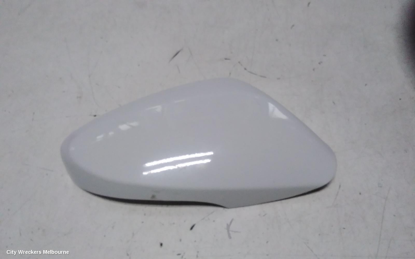 HYUNDAI ACCENT RIGHT DOOR MIRROR, RB, W/ ELECT ADJ, MANUAL FOLD, HEATED, INDICATOR TYPE, 05/2011 - 12/2019 - Image 2