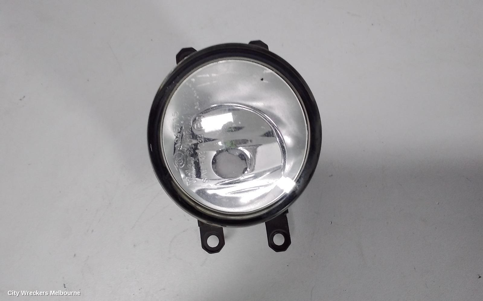 TOYOTA AURION RIGHT INDICATOR/FOG/SIDE, BUMPER FOGLAMP, GSV50R, PRESARA/PRODIGY, NON LED TYPE, 02/2012 - 04/2015 - Image 1
