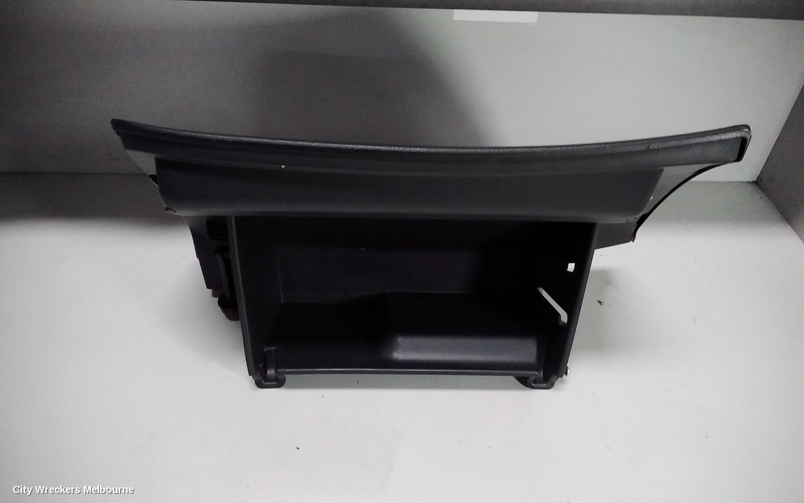 NISSAN XTRAIL GLOVE BOX, T32, 03/2014 - 07/2022 - Image 3