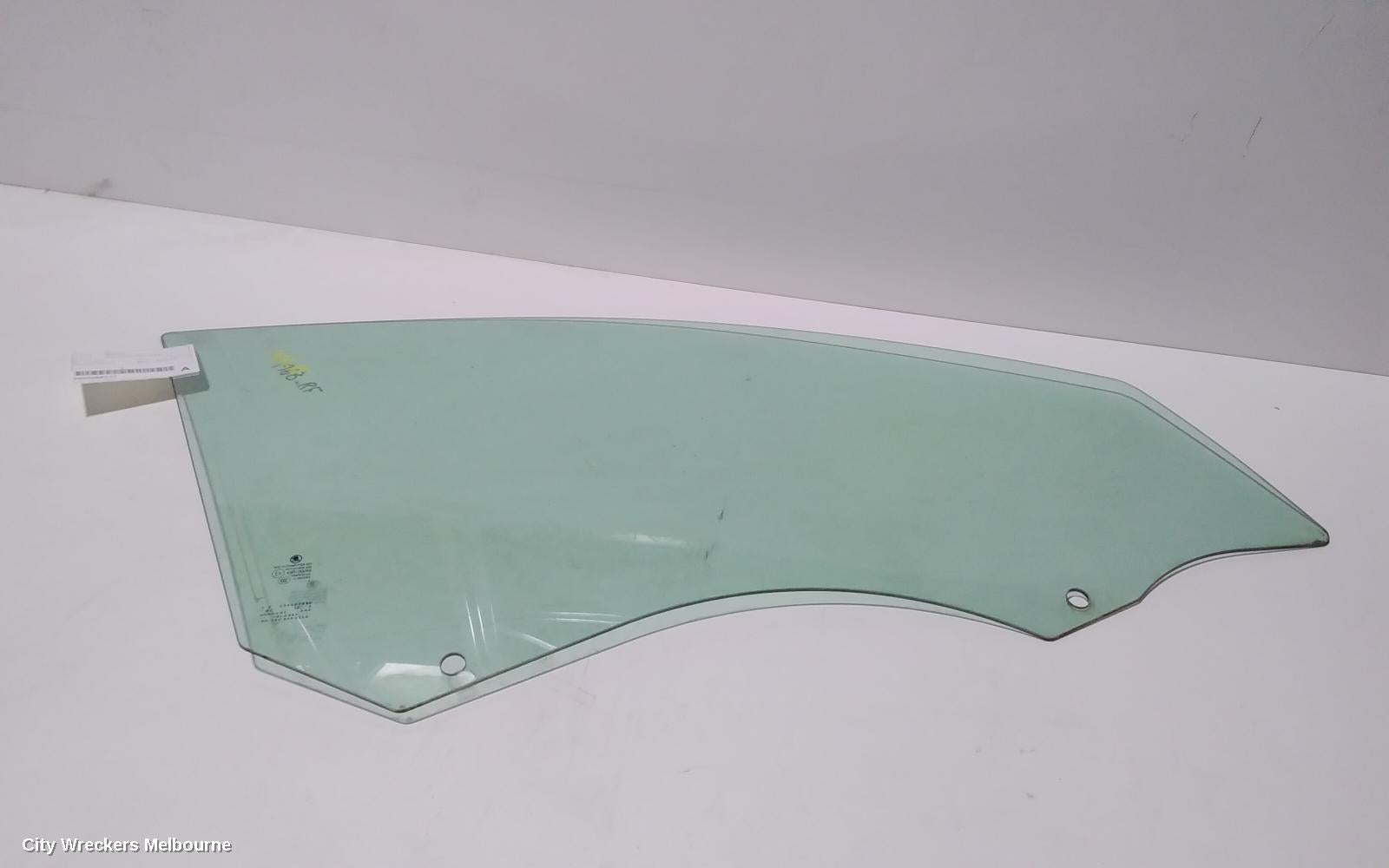 SKODA OCTAVIA RIGHT FRONT DOOR WINDOW, NE, 09/2013 - 09/2020 - Image 1
