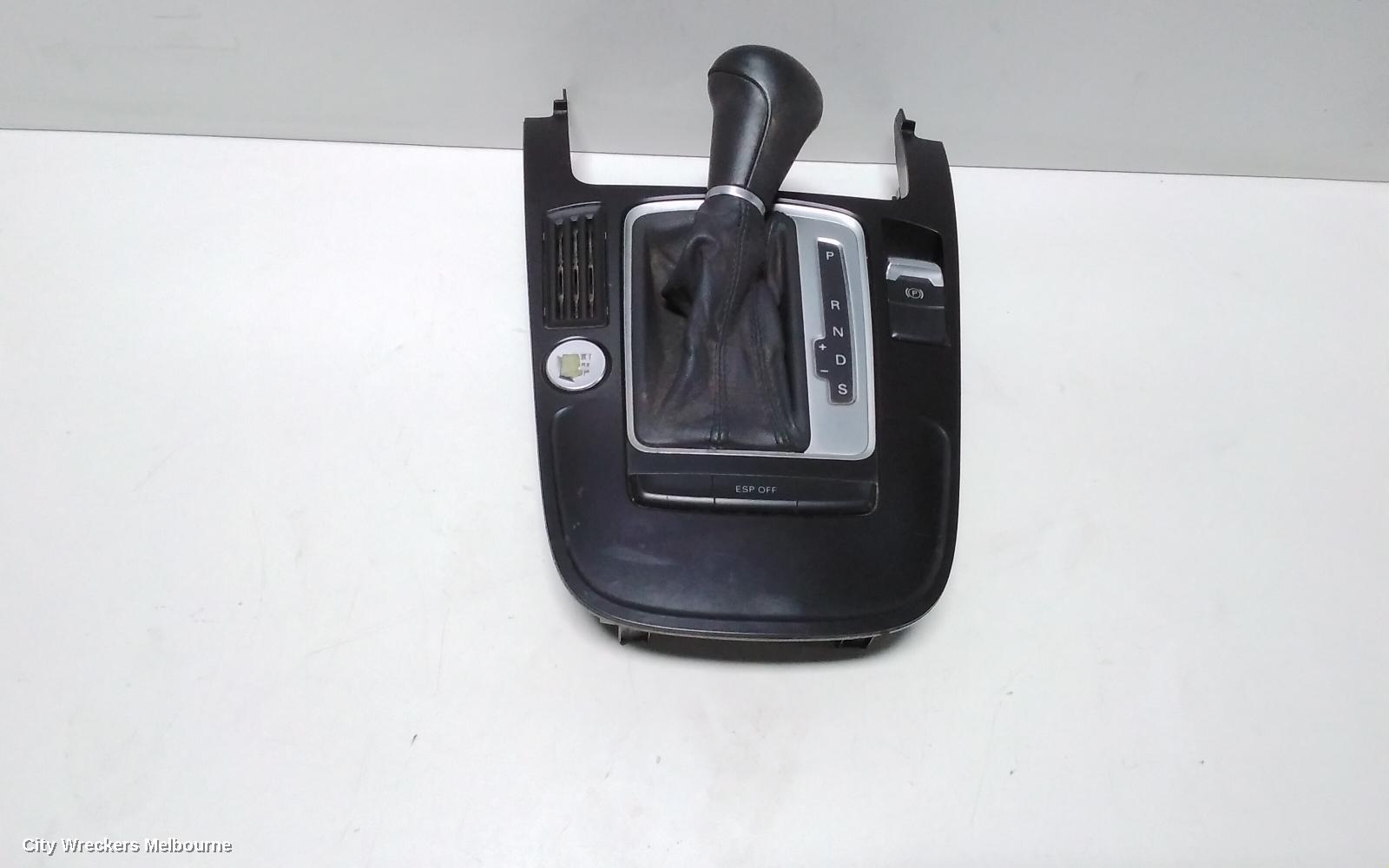 AUDI A5 GEAR STICK/SHIFTER, 8T 10/2007 - 12/2011 - Image 2