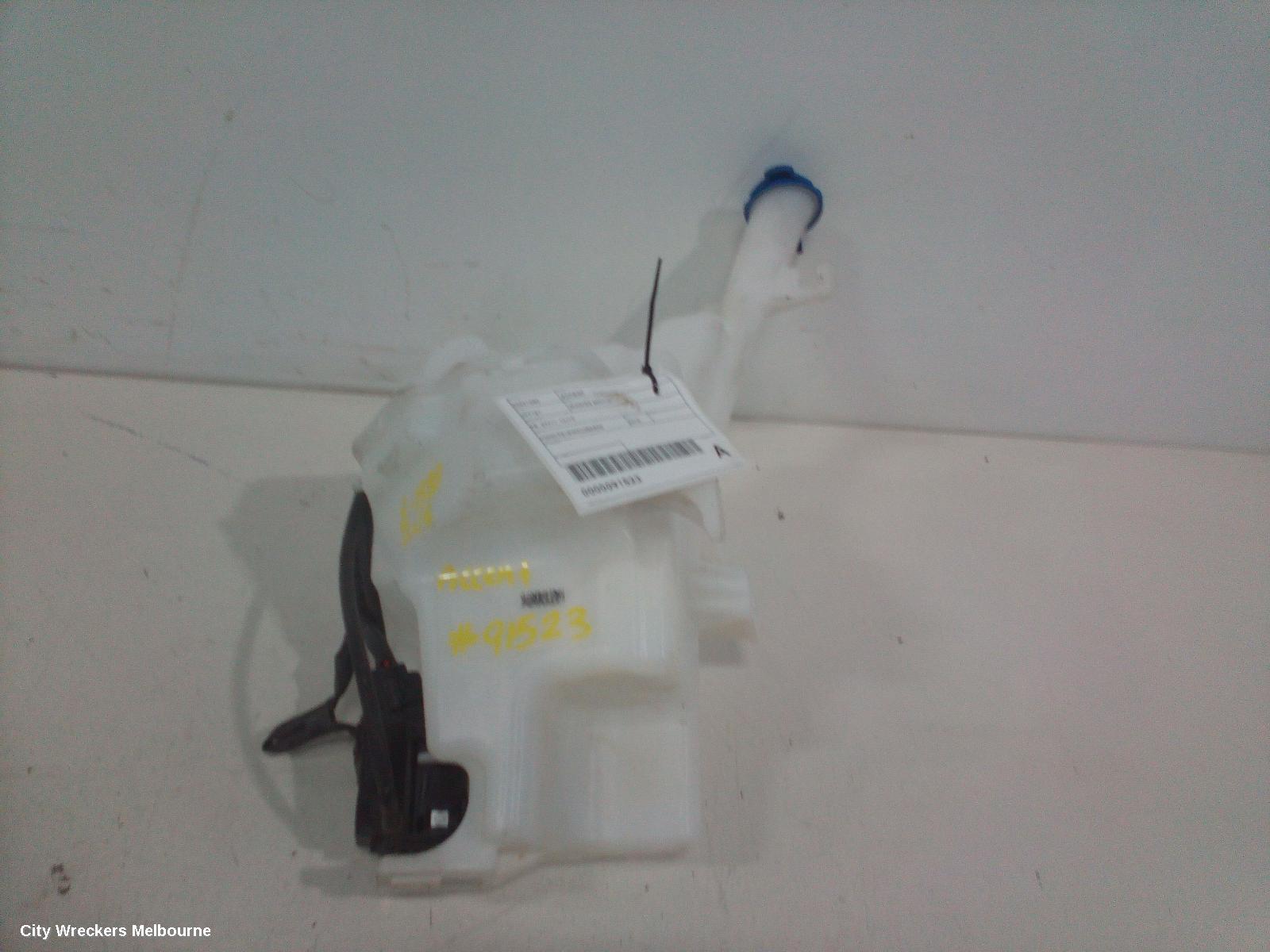 HYUNDAI ACCENT WASHER BOTTLE, RB, 05/2011 - 12/2019 - Image 2