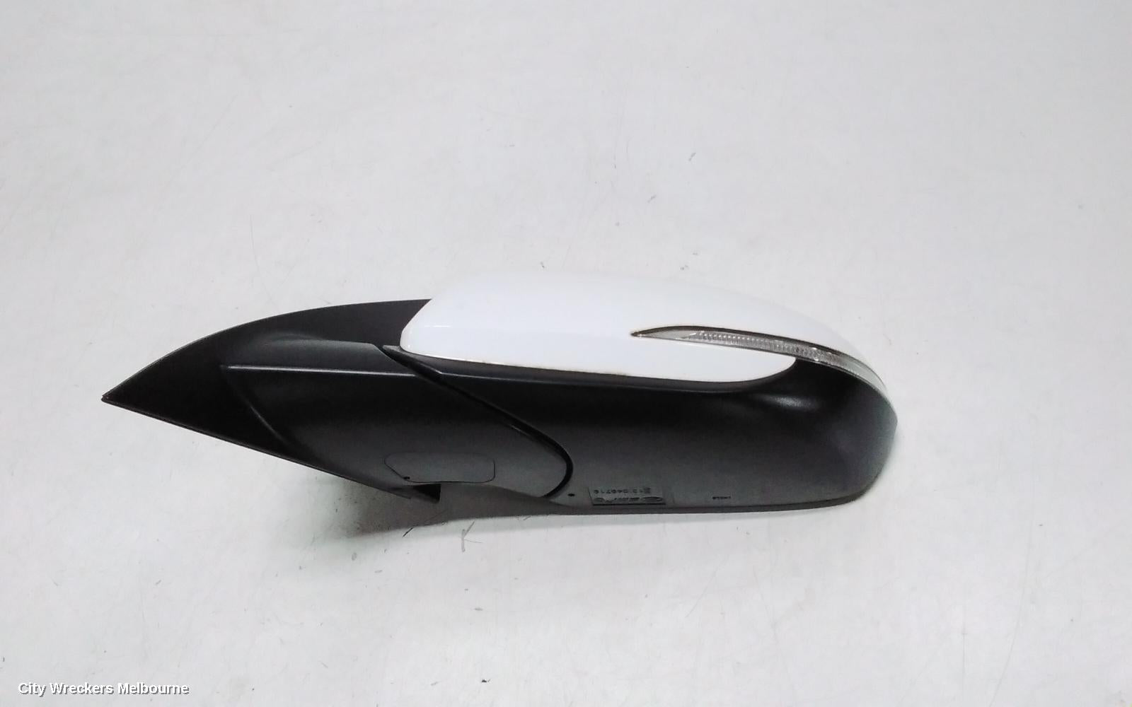 HYUNDAI I30 LEFT DOOR MIRROR, PD, HATCH (S.KOREA VIN KMHH), W/ POWER FOLD, INDICATOR, NON BLIND SPOT TYPE, 03/2017 - 12/2023 - Image 3