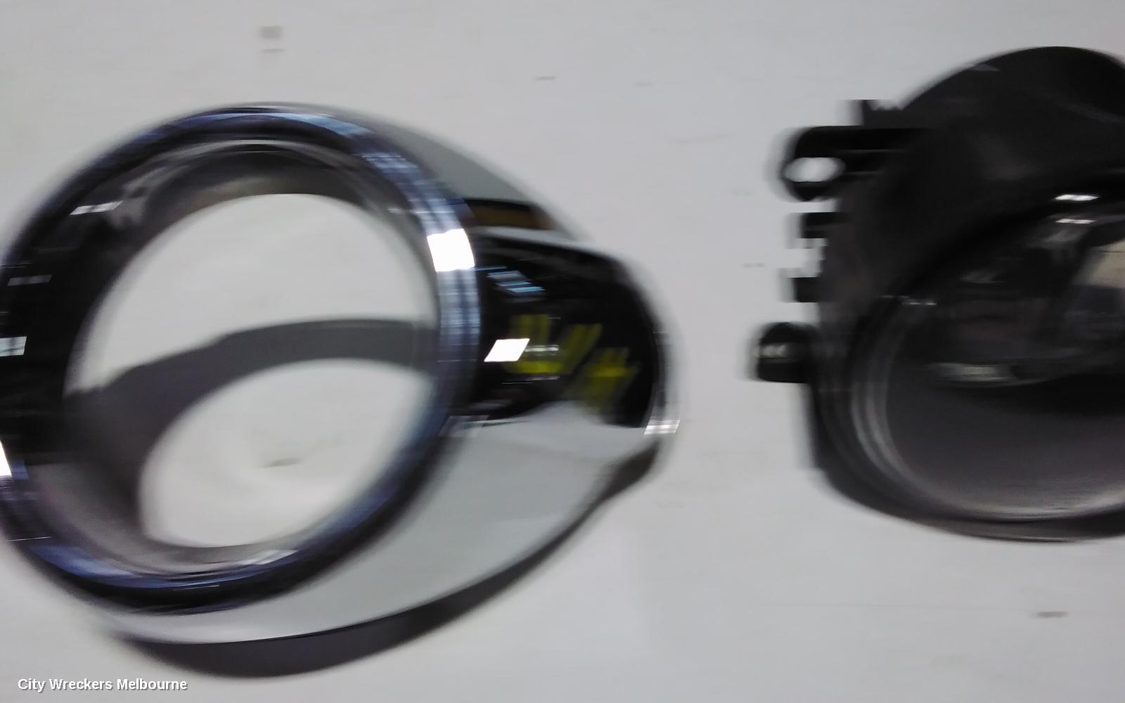 FORD FOCUS LEFT INDICATOR/FOG/SIDE, BUMPER FOGLAMP, LW, TREND/SPORT/TITANIUM, 05/2011 - 08/2015 - Image 2
