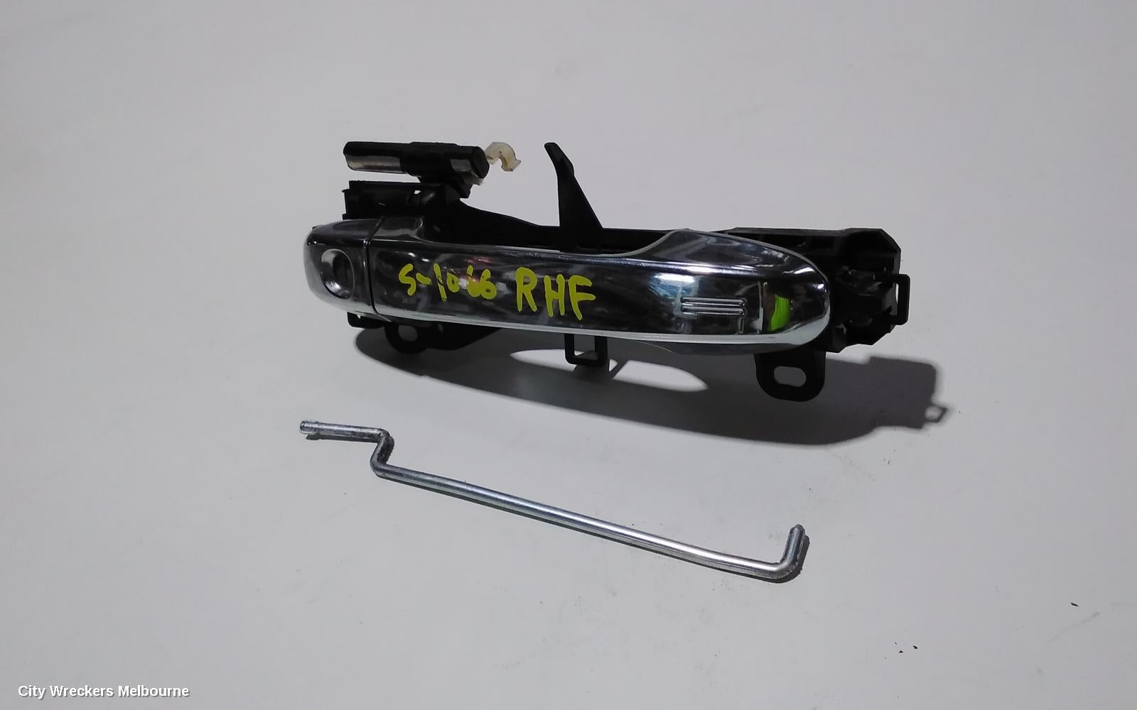 SUBARU IMPREZA DOOR HANDLE, G5, RH FRONT, OUTER, COLOUR CODED, 11/2016 - 09/2023 - Image 2