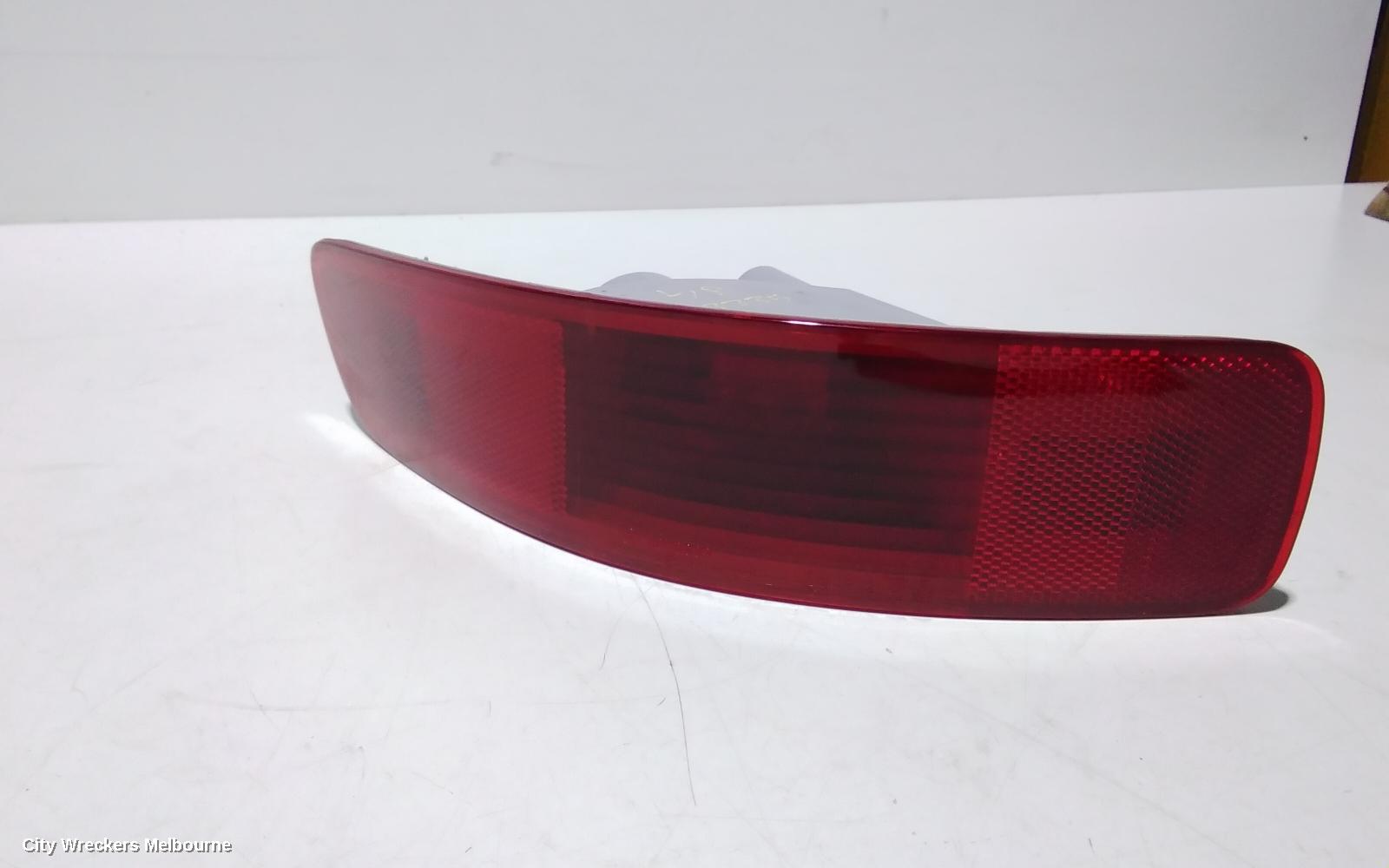 MITSUBISHI OUTLANDER LEFT TAILLIGHT, BUMPER REFLECTOR, ZG-ZH, 11/2006 - 10/2012 - Image 2