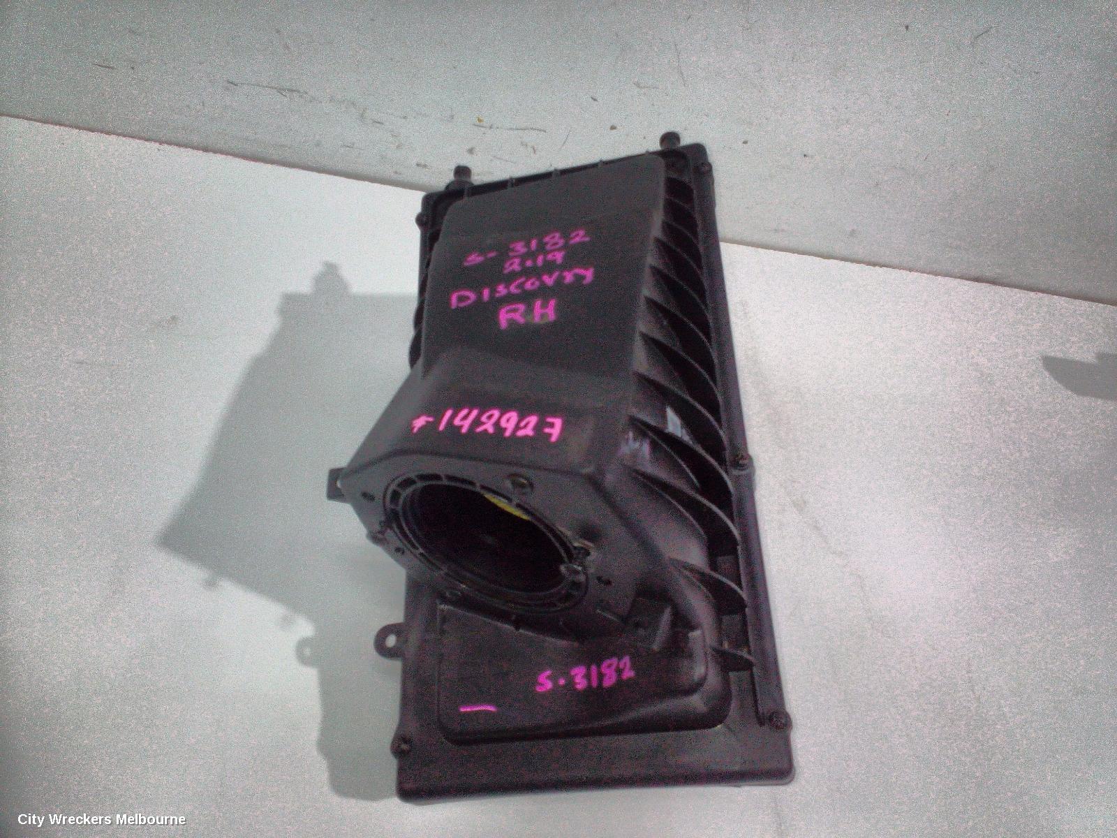 LAND ROVER DISCOVERY AIR CLEANER DUCT/HOS, L462, 12/2016 ONWARDS - Image 1