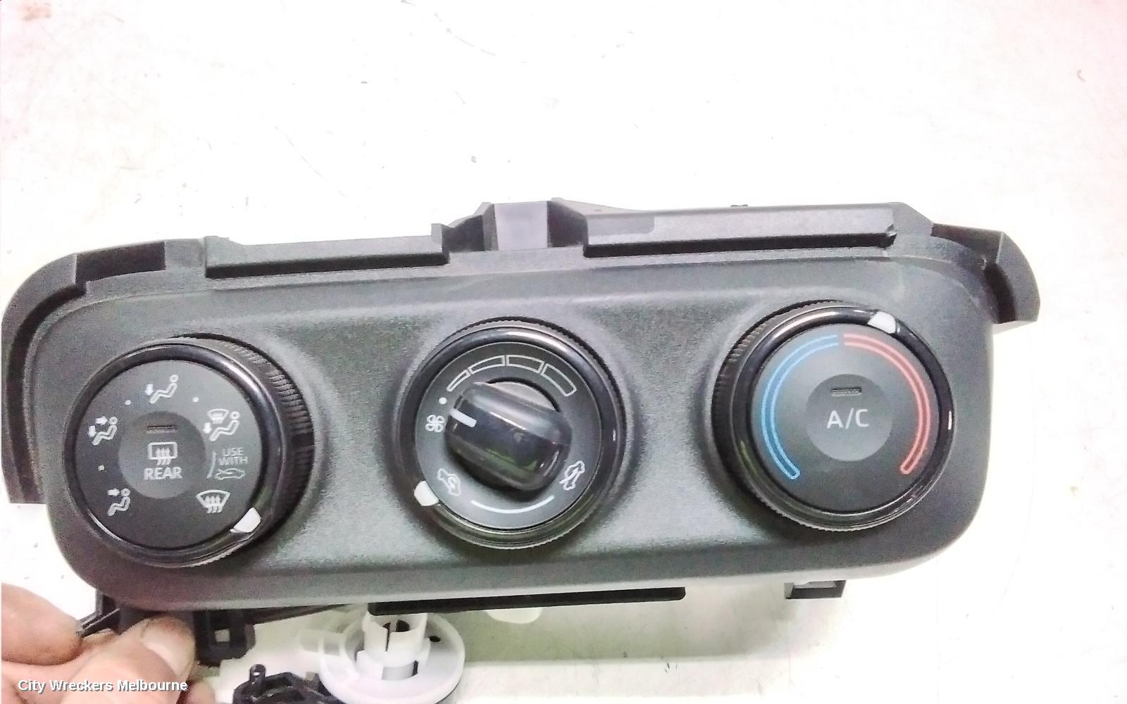 TOYOTA YARIS HEATER/AC CONTROLS, XP210 SERIES, W/ MANUAL AIR CONDITIONING TYPE, 04/2020 ONWARDS - Image 2