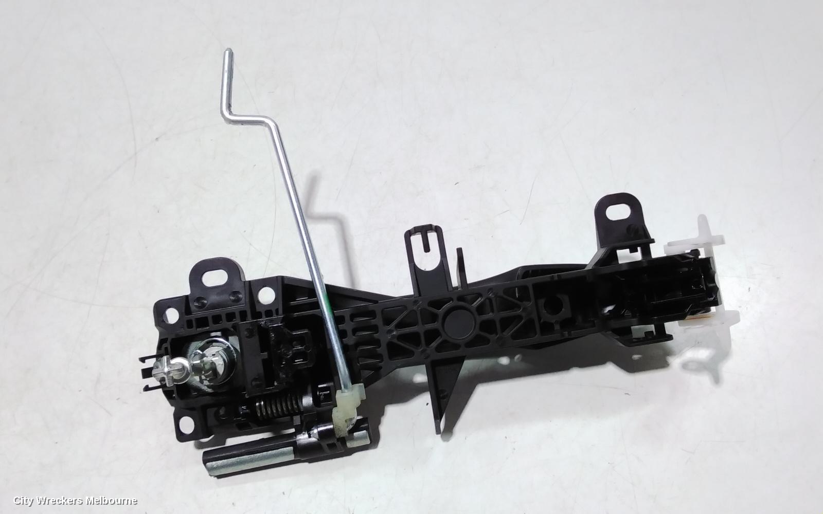 TOYOTA HIACE DOOR HANDLE, OUTER, RH FRONT, BLACK, 300 SERIES, 04/2019 ONWARDS - Image 3