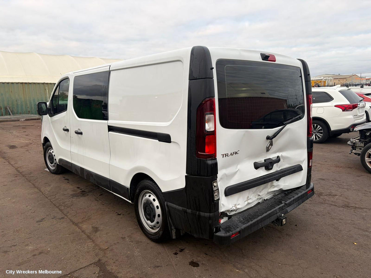 RENAULT TRAFIC RADIATOR, AUTO, DIESEL, 2.0, TURBO, X82, 09/2019 ONWARDS - Image 3