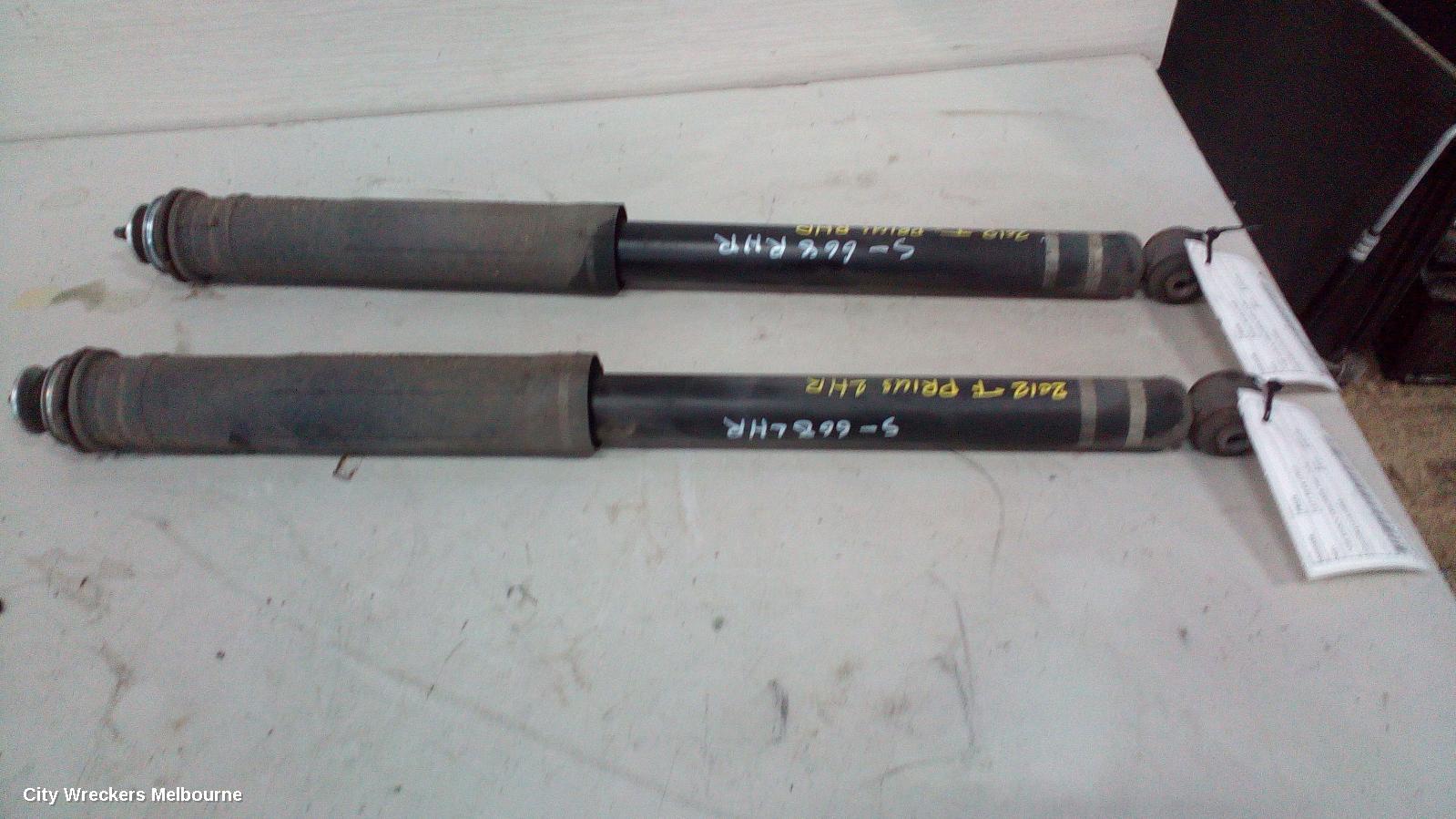TOYOTA PRIUS LEFT REAR STRUT, ***USE SHOCK ABSORBER PART TYPE*** - Image 2