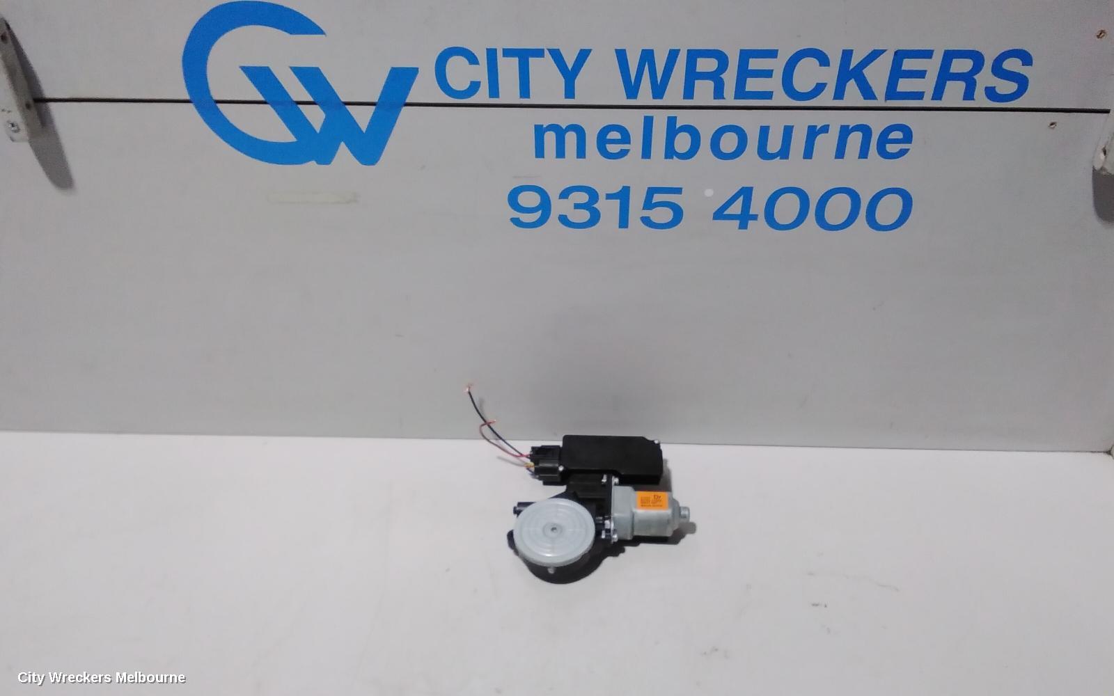 RENAULT KALEOS RIGHT FRONT WINDOW REG/MOTOR, H45, DOOR MOTOR ONLY, 09/2013 - 04/2016 - Image 1